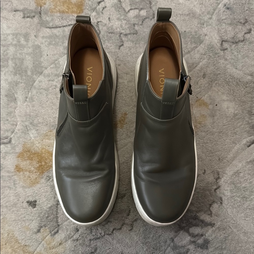 Vionic Olive Green Ankle Boots